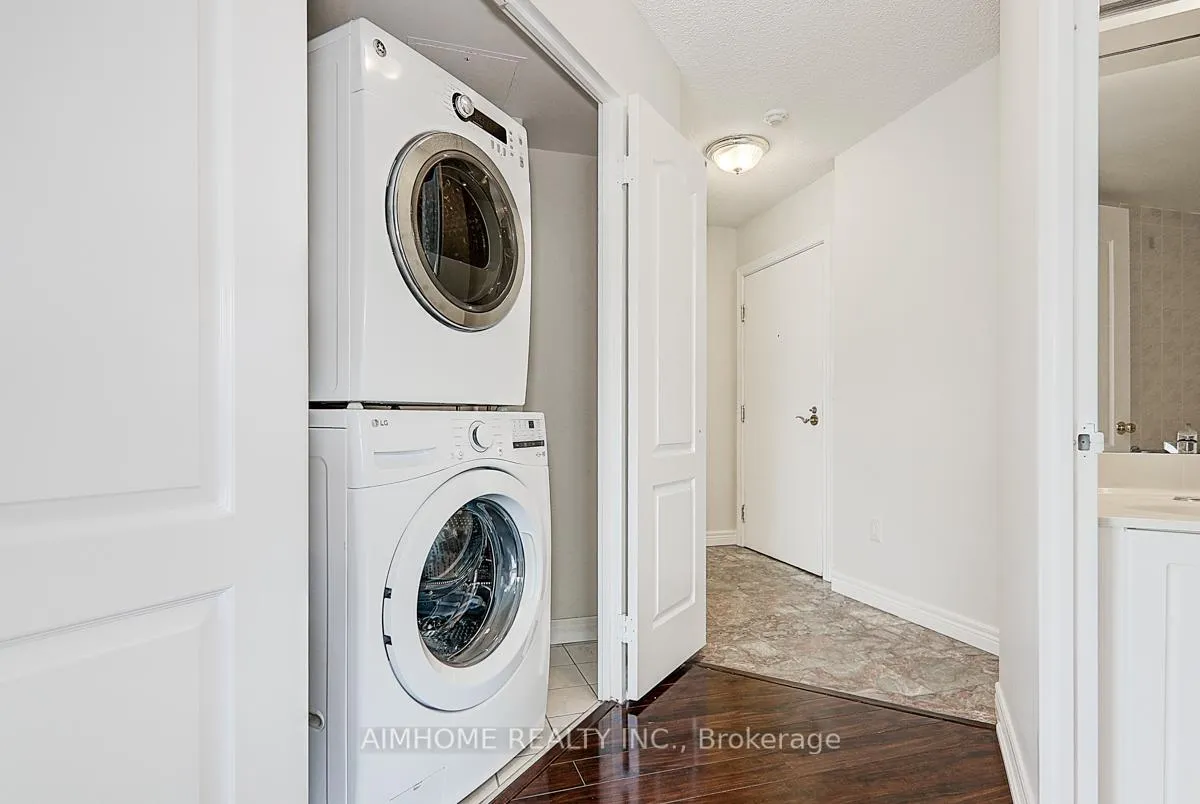 Photo 4 of Unit 510, 135 Pond Drive, Markham, Commerce Valley — HOMEH