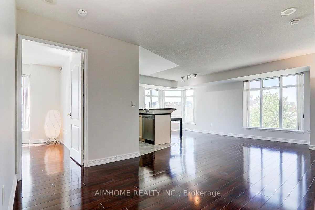 Photo 6 of Unit 510, 135 Pond Drive, Markham, Commerce Valley — HOMEH
