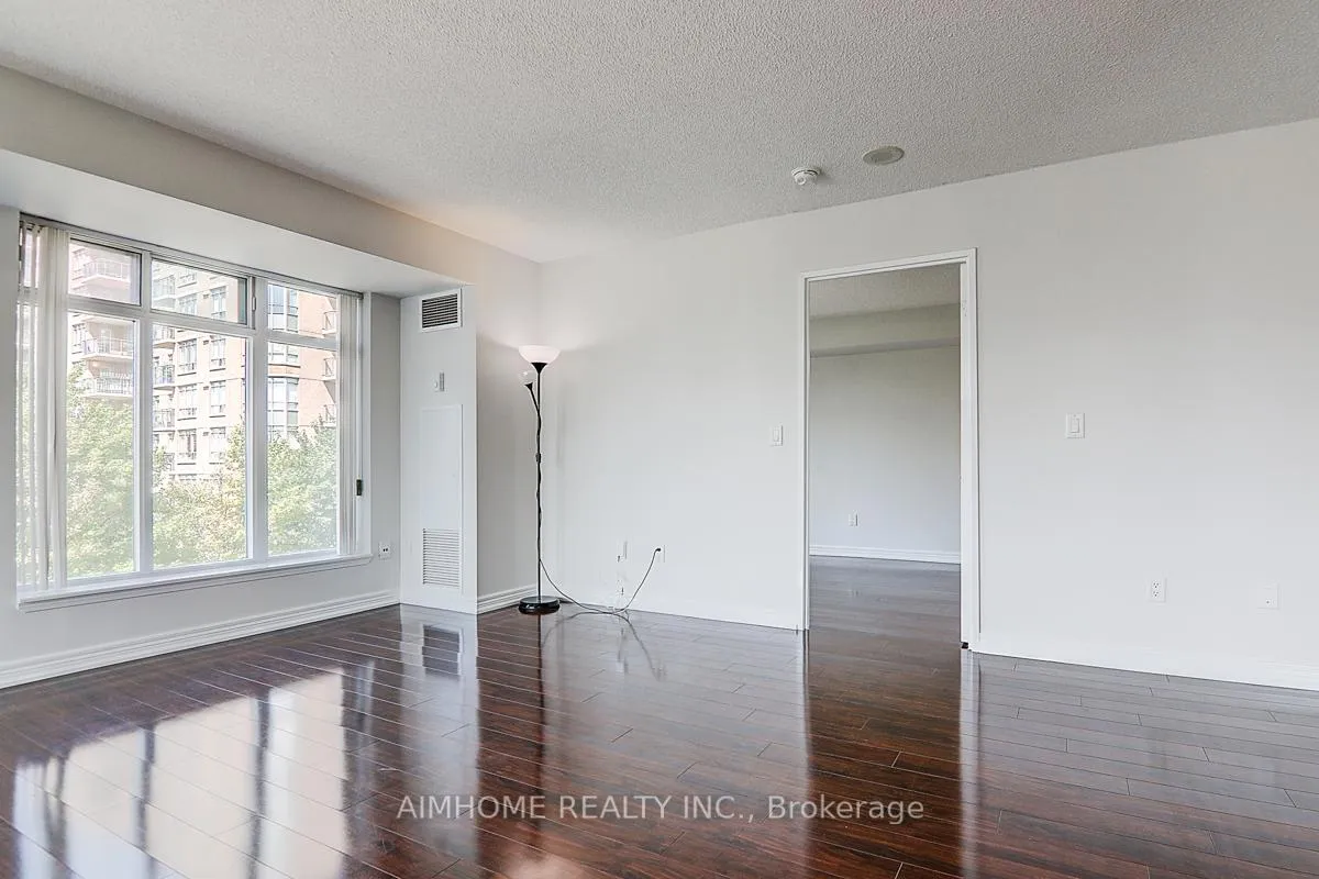 Photo 11 of Unit 510, 135 Pond Drive, Markham, Commerce Valley — HOMEH