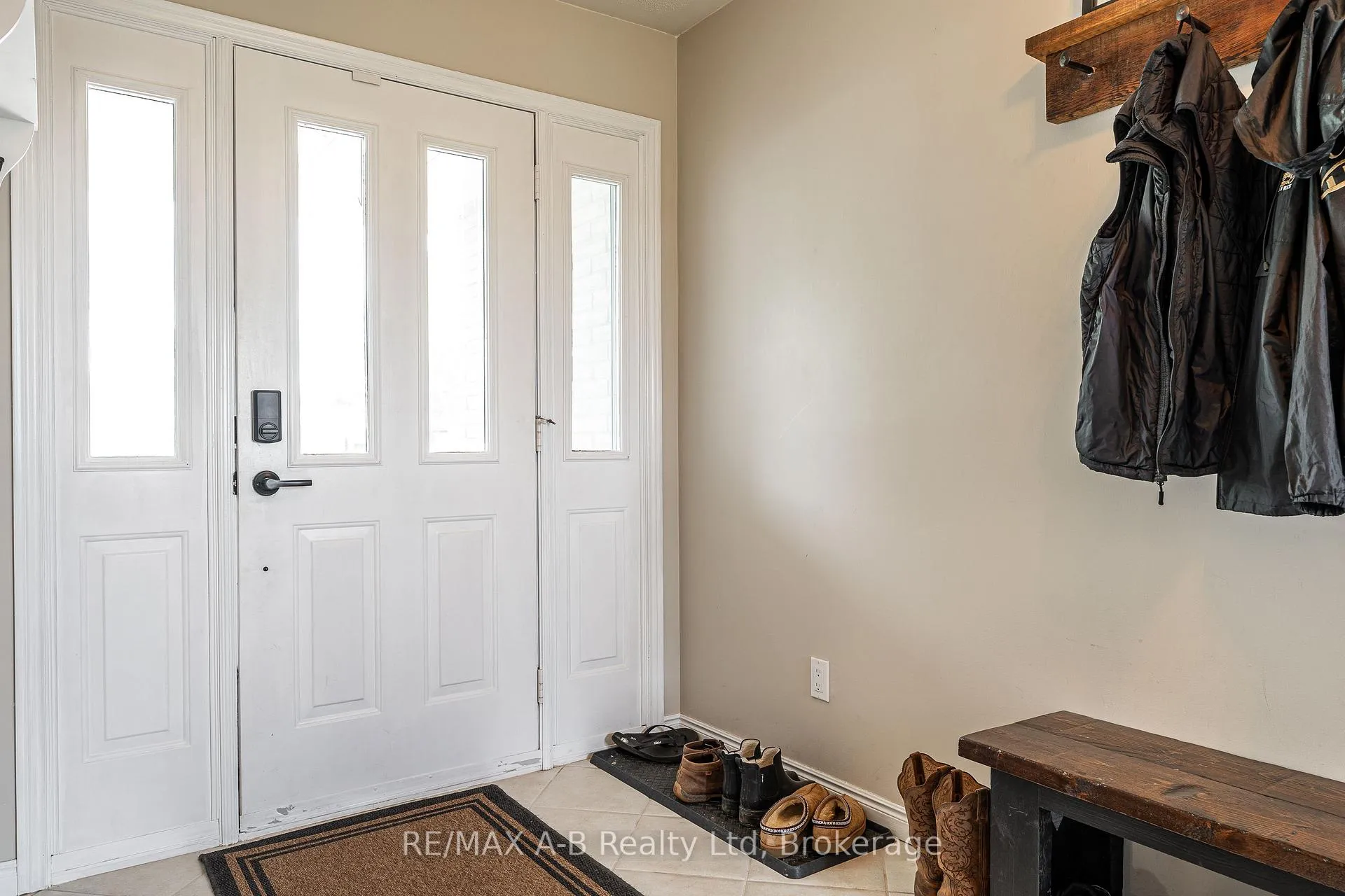 Photo 5 of 51 Commissioner Street, Zorra, Embro — HOMEH