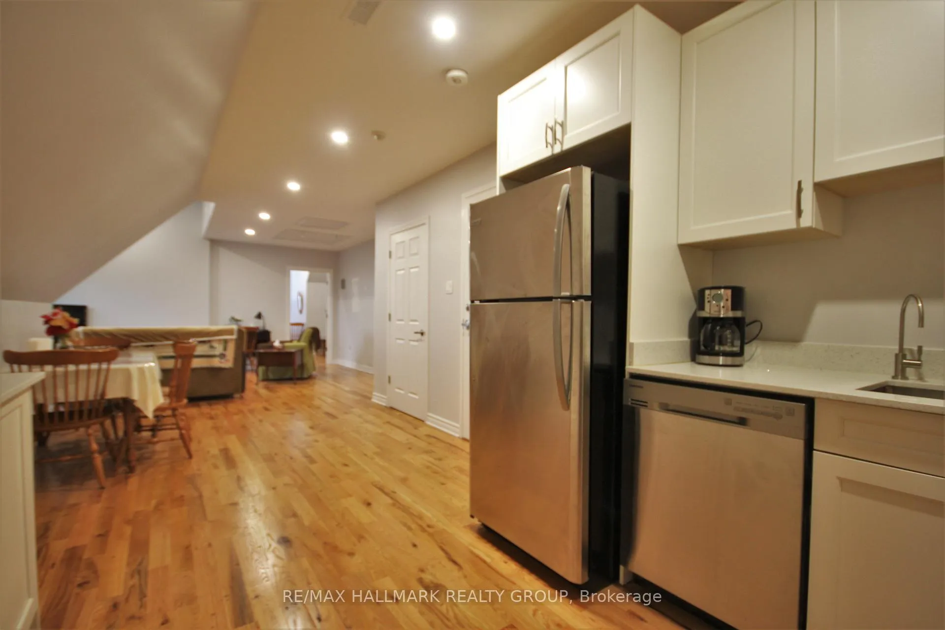 Photo 8 of Unit 7, 768 Usborne Street, McNab/Braeside, Mcnab/Braeside Twps — HOMEH