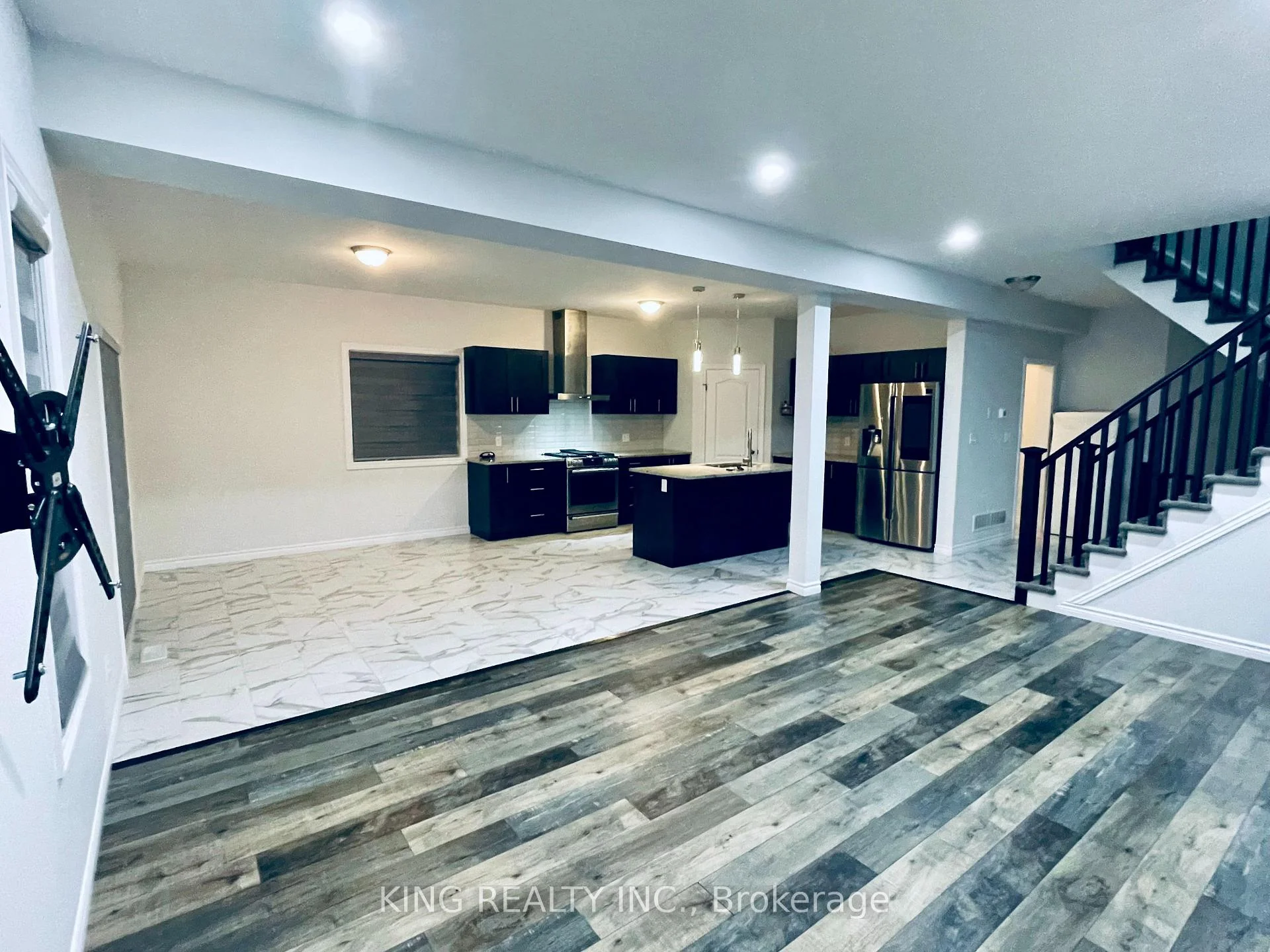 Photo 21 of 2341 Marcel Circle, London, South U — HOMEH
