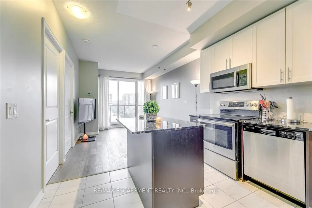 Photo 11 of Unit 501, 5001 Corporate Drive, Burlington, Uptown — HOMEH