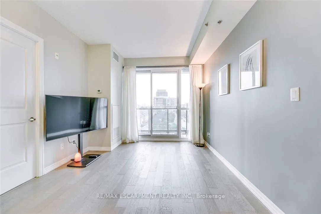 Photo 18 of Unit 501, 5001 Corporate Drive, Burlington, Uptown — HOMEH