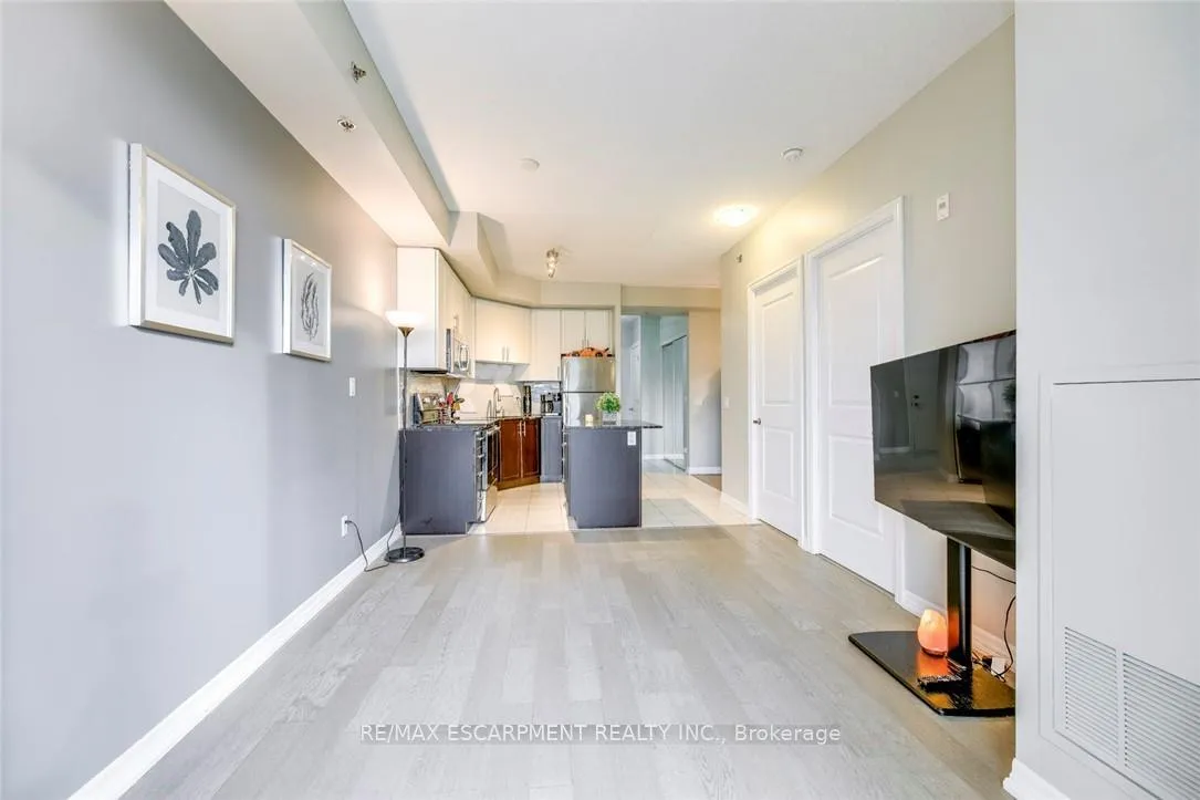 Photo 20 of Unit 501, 5001 Corporate Drive, Burlington, Uptown — HOMEH