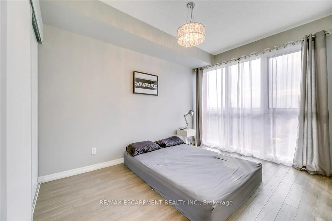Photo 24 of Unit 501, 5001 Corporate Drive, Burlington, Uptown — HOMEH