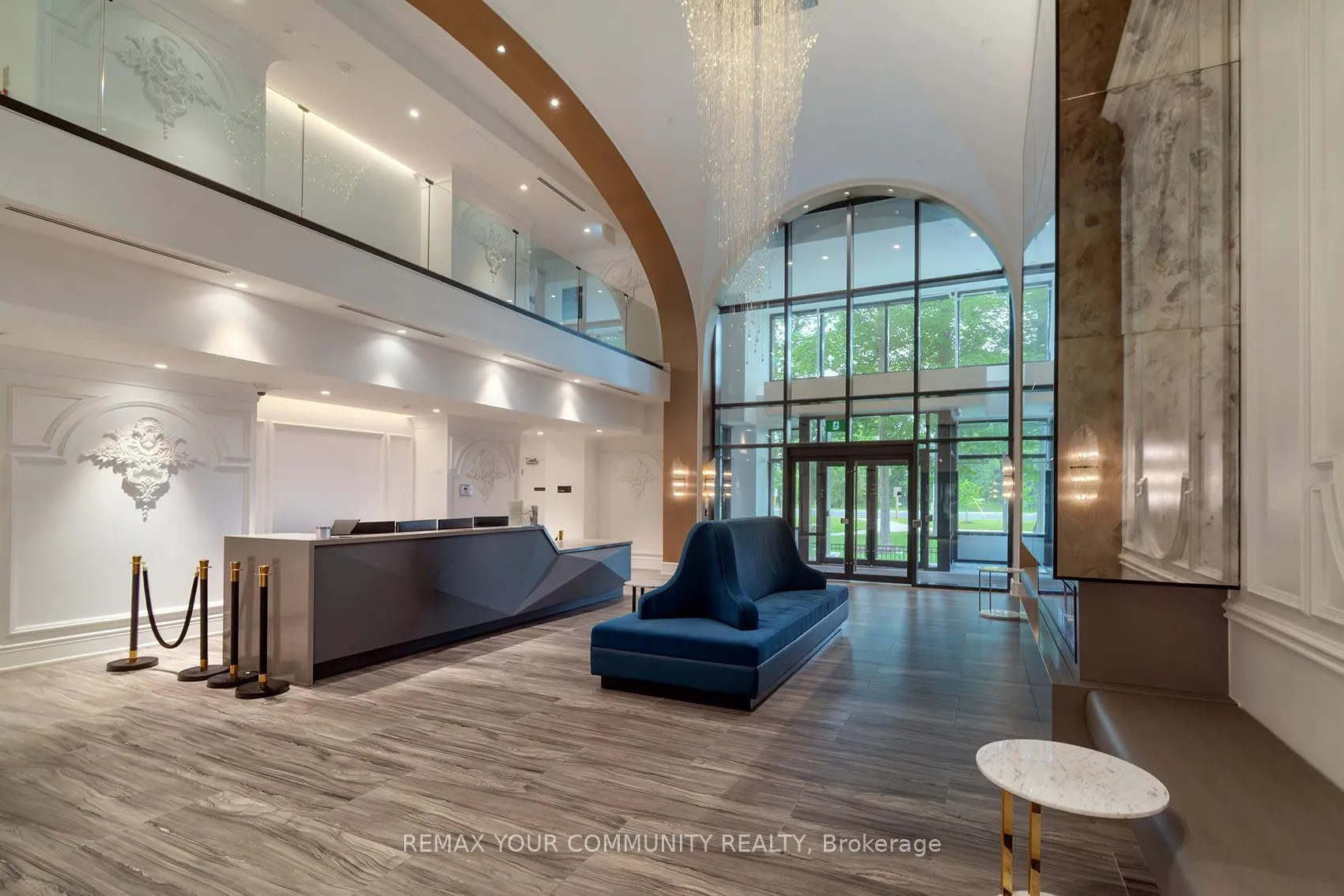 Photo 3 of 8 Cedarland Drive, Markham, Unionville — HOMEH