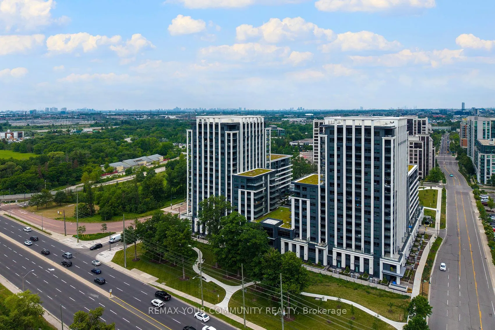 Photo 35 of 8 Cedarland Drive, Markham, Unionville — HOMEH