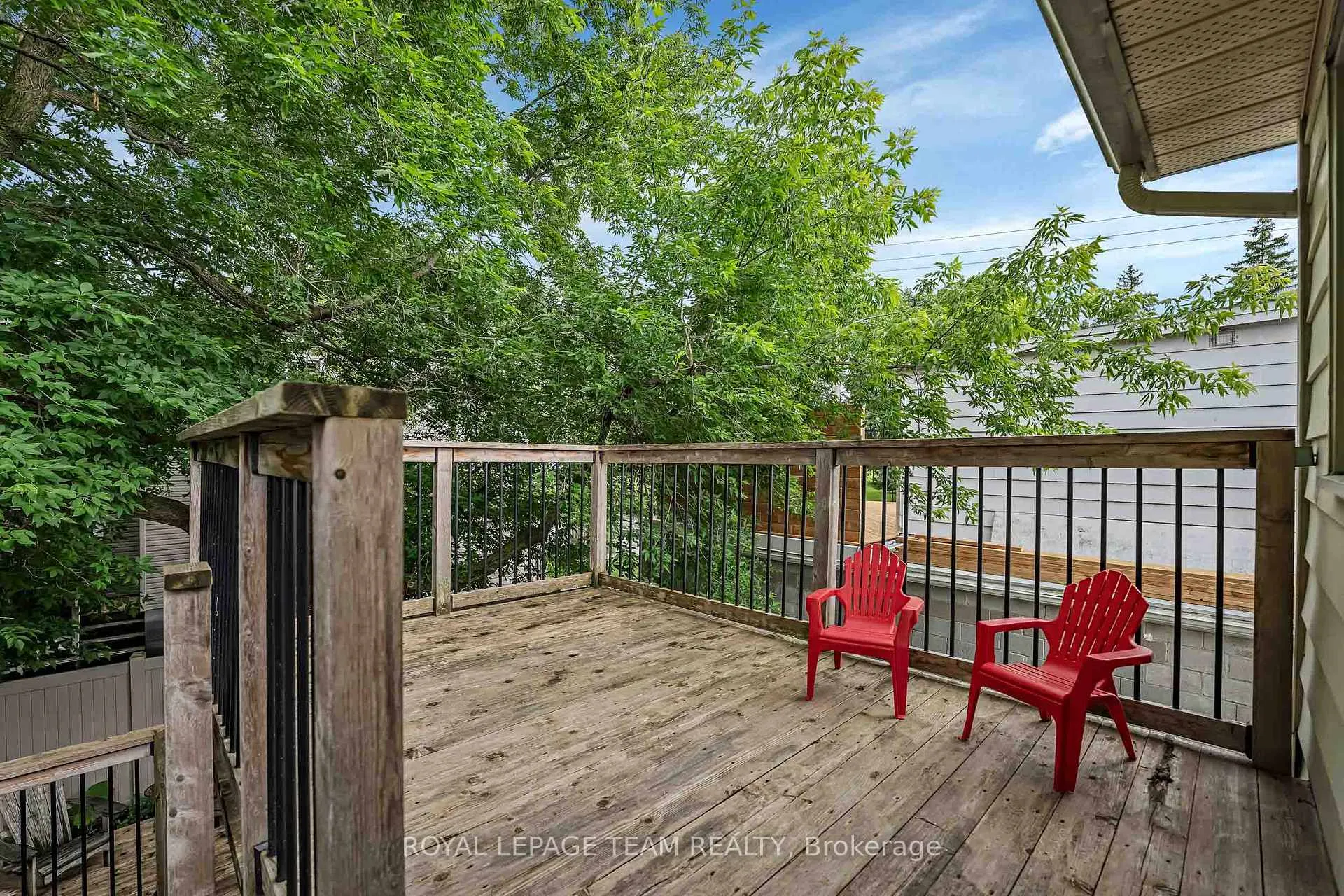 Photo 37 of 4 Queen Mary Street, Ottawa, Overbrook — HOMEH
