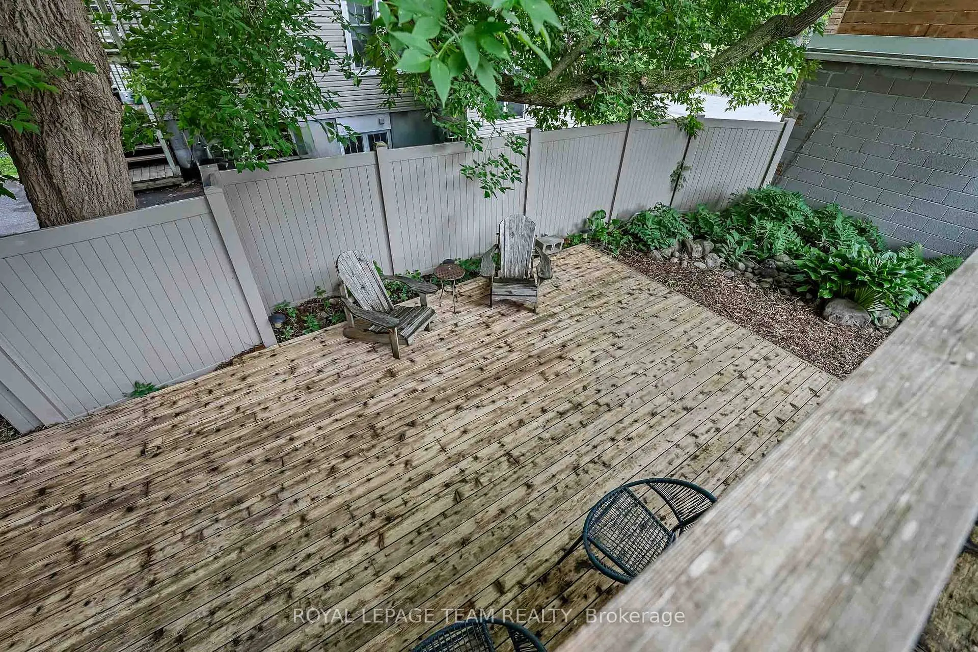 Photo 38 of 4 Queen Mary Street, Ottawa, Overbrook — HOMEH