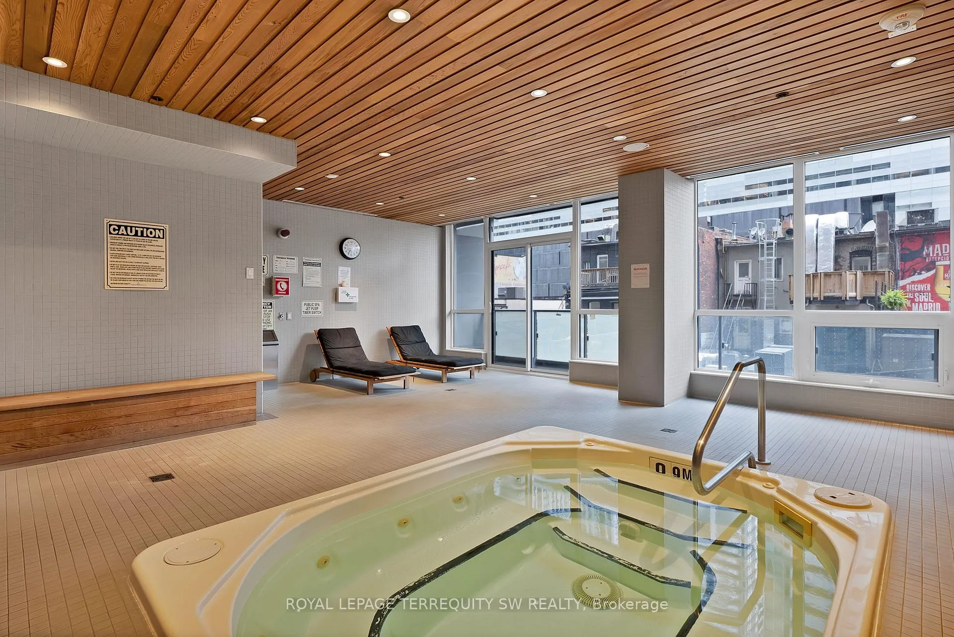 Photo 25 of Unit 1305, 8 Mercer Street, Toronto, Waterfront Communities — HOMEH
