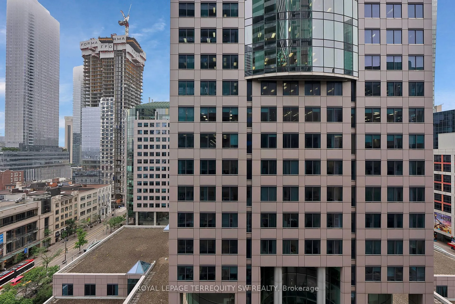 Photo 27 of Unit 1305, 8 Mercer Street, Toronto, Waterfront Communities — HOMEH