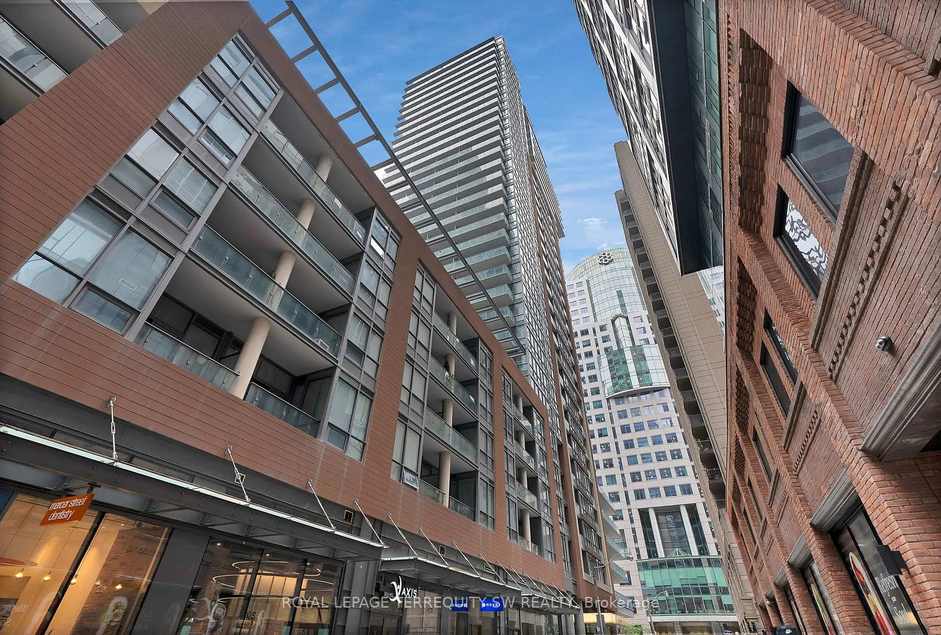 Photo 30 of Unit 1305, 8 Mercer Street, Toronto, Waterfront Communities — HOMEH