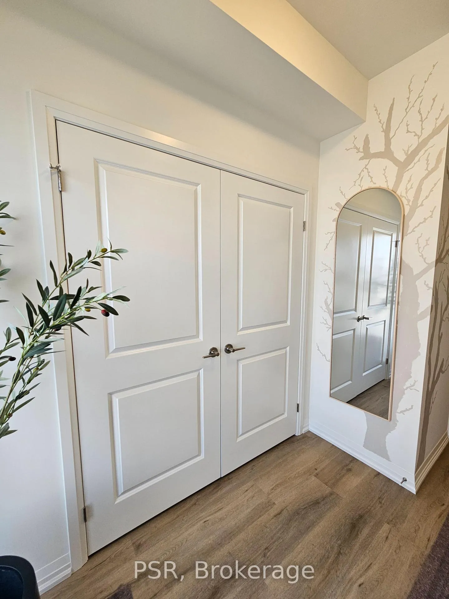 Photo 6 of 82 Acacia Road, Pelham, Fonthill — HOMEH