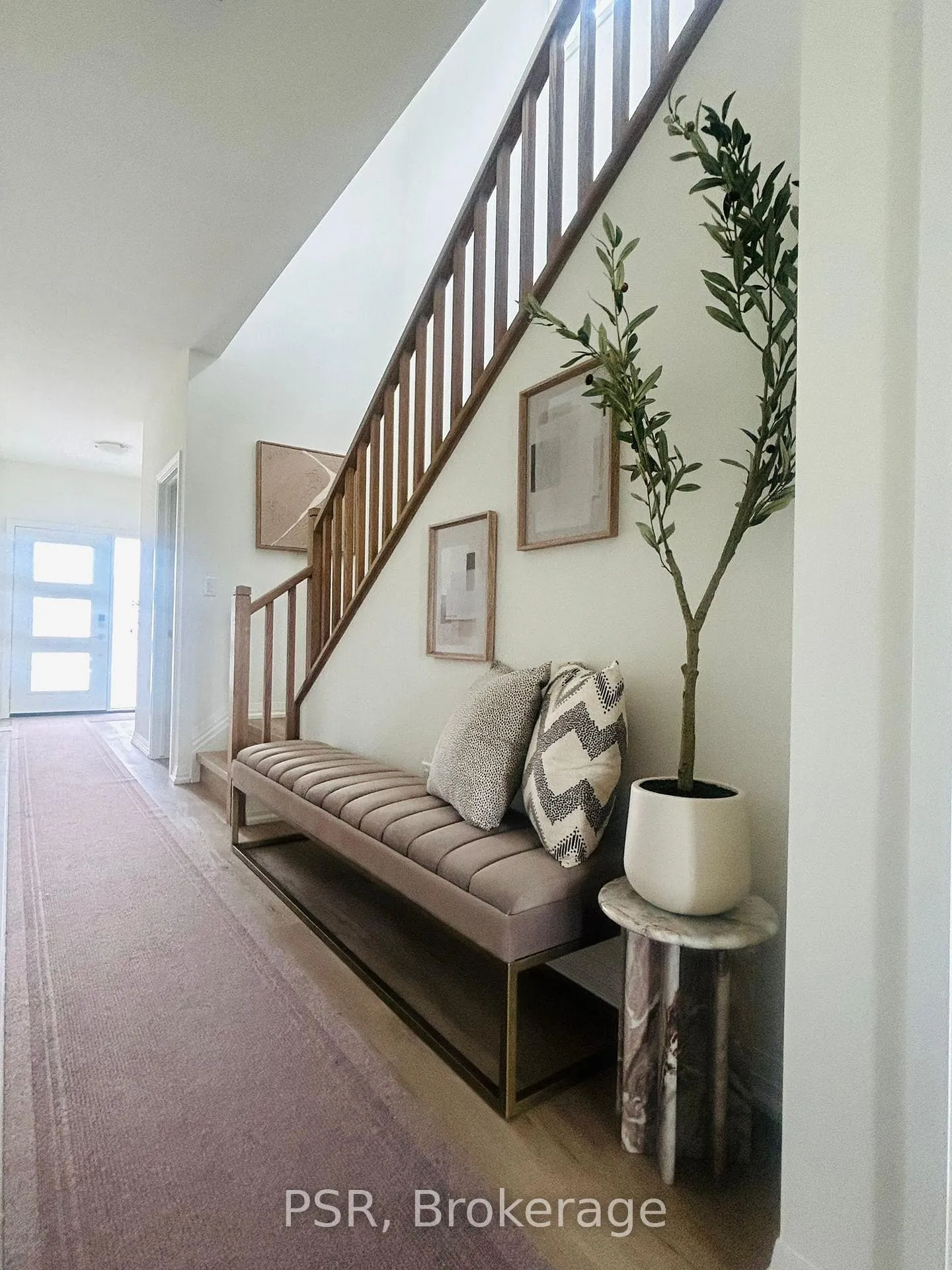 Photo 10 of 82 Acacia Road, Pelham, Fonthill — HOMEH