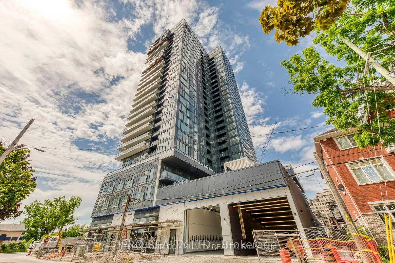 Front of Unit 1106, 370 Martha Street
