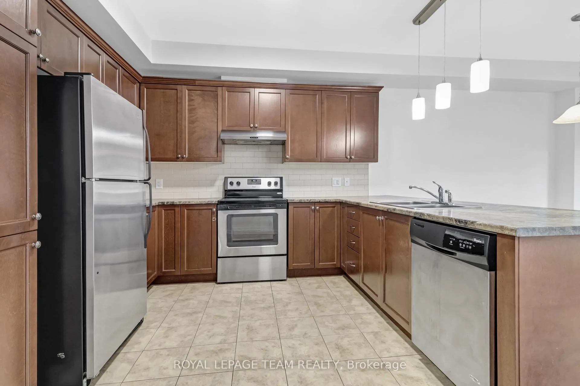 Photo 8 of 349 Sweetflag Street, Ottawa, Barrhaven - Longfields — HOMEH