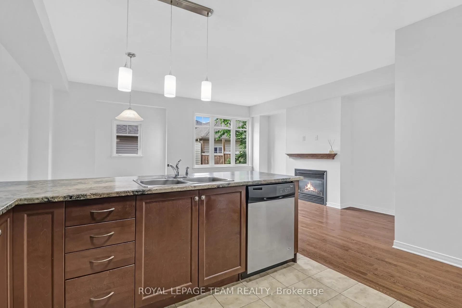 Photo 9 of 349 Sweetflag Street, Ottawa, Barrhaven - Longfields — HOMEH