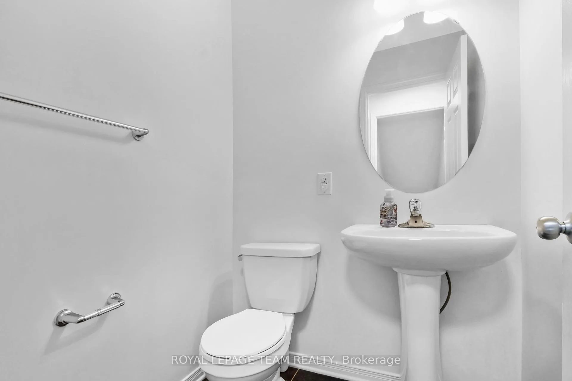 Photo 15 of 349 Sweetflag Street, Ottawa, Barrhaven - Longfields — HOMEH