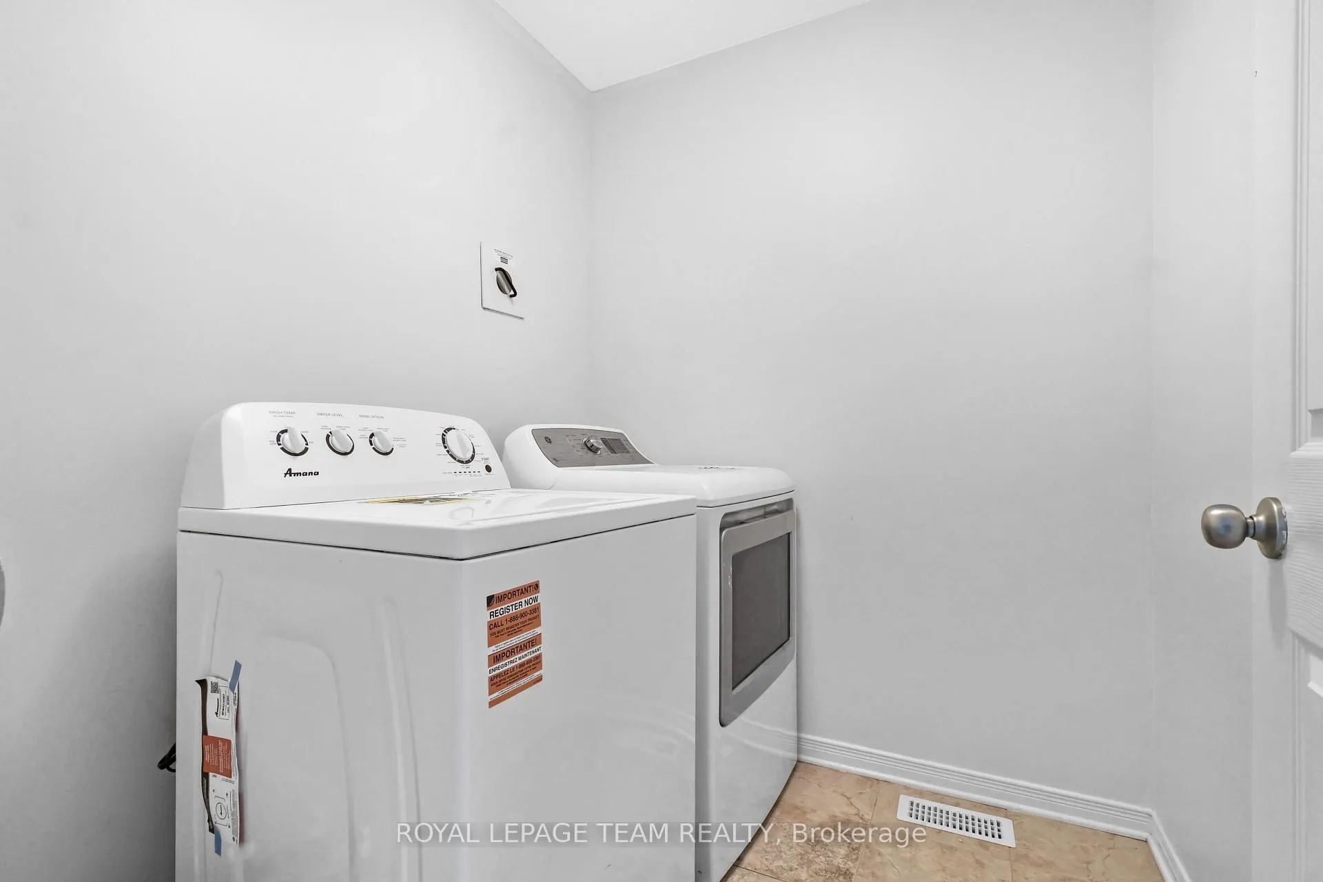 Photo 24 of 349 Sweetflag Street, Ottawa, Barrhaven - Longfields — HOMEH