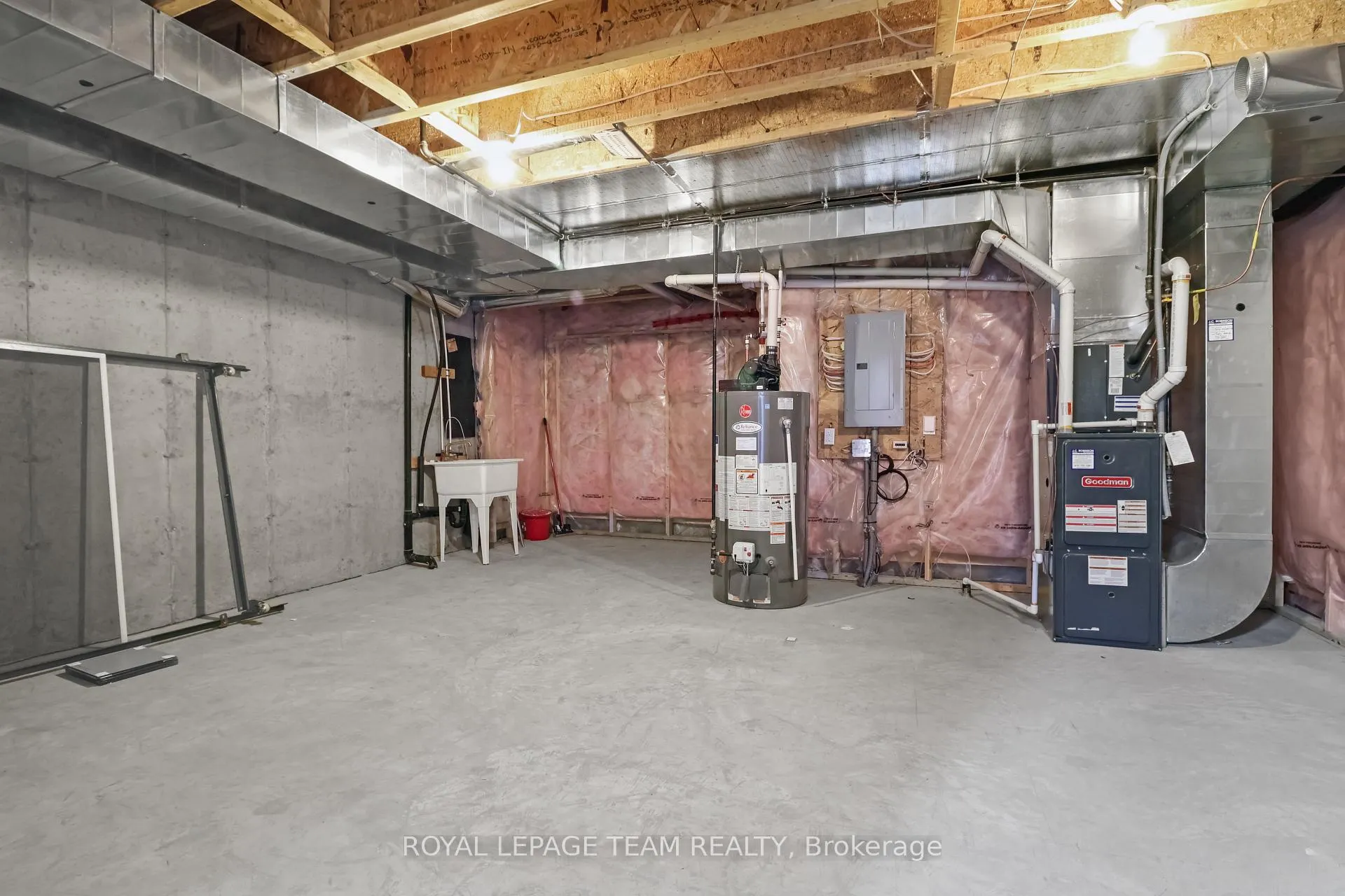 Photo 36 of 349 Sweetflag Street, Ottawa, Barrhaven - Longfields — HOMEH