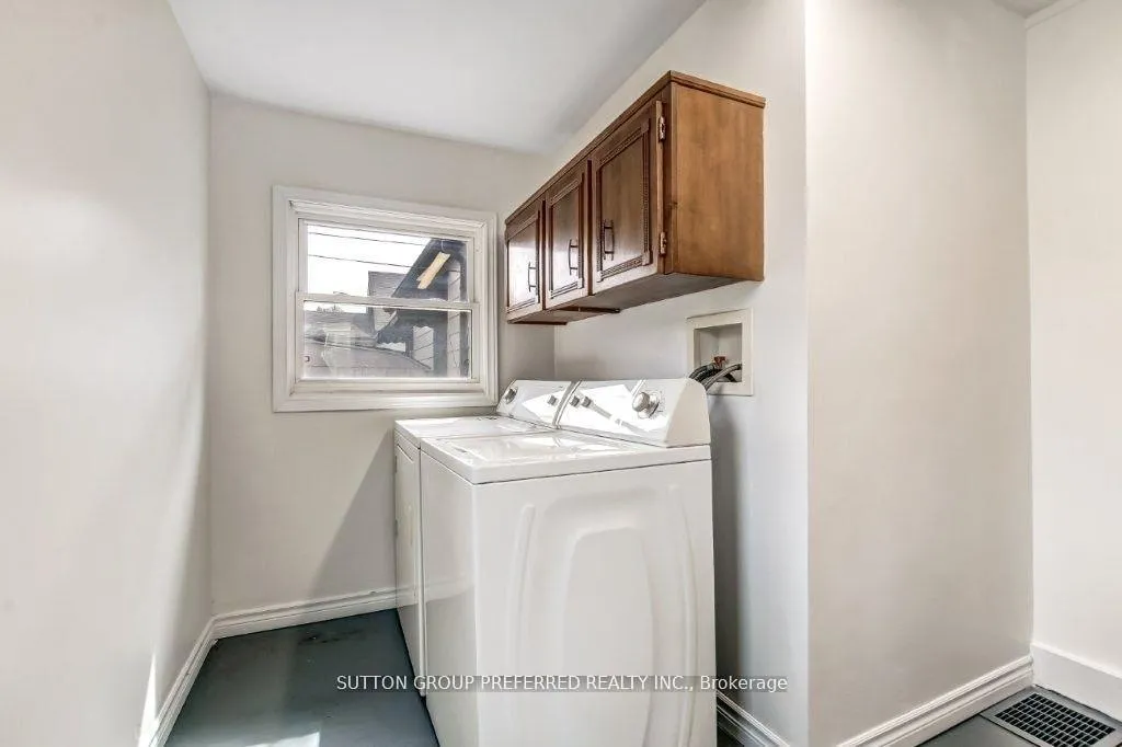 Photo 11 of 272 Sanders Street, London, East M — HOMEH