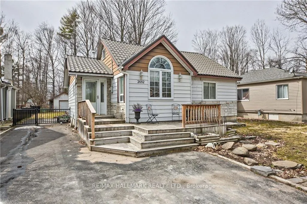 Photo 1 of 2052 Centre Avenue, Innisfil, Alcona — HOMEH