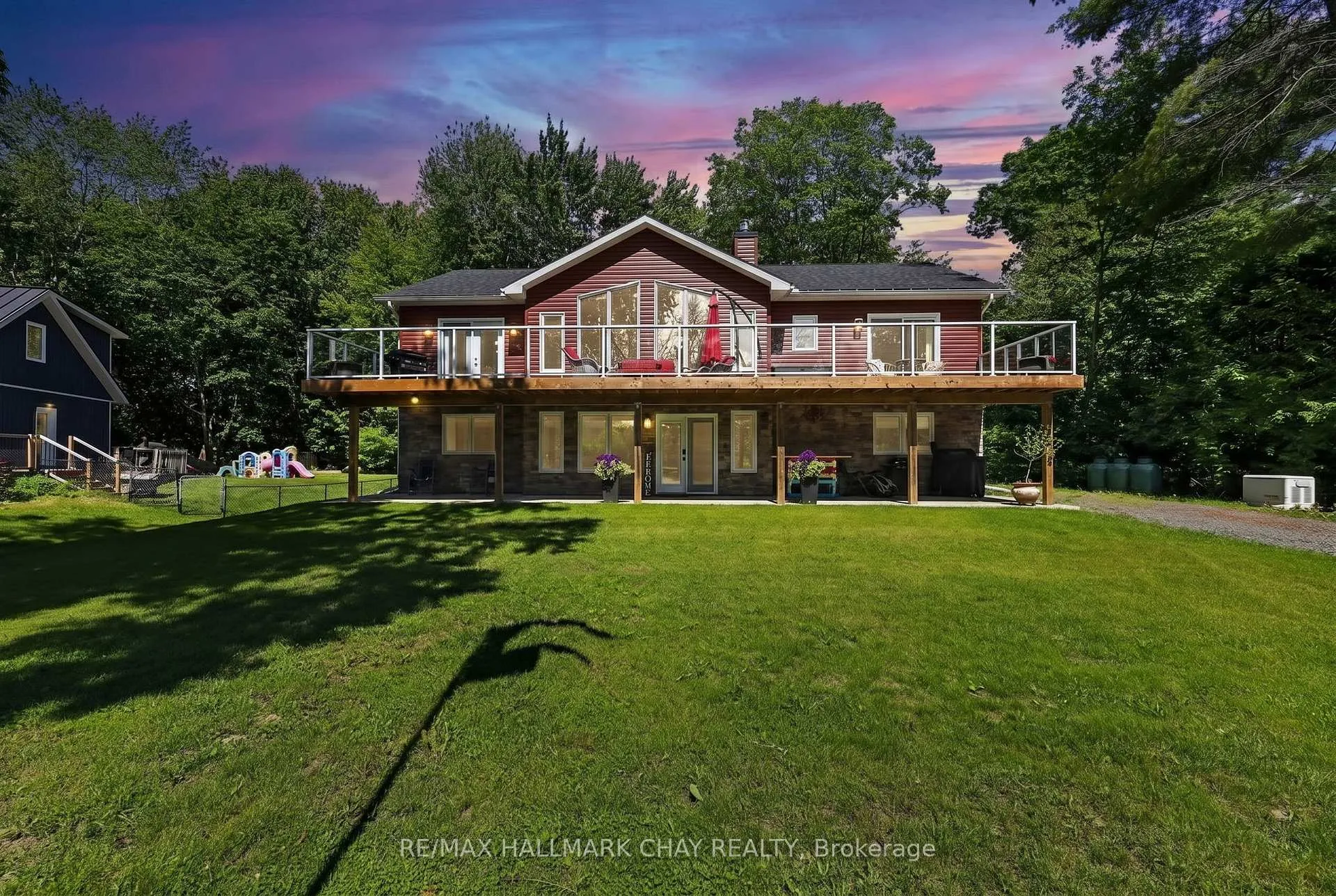 Photo 1 of 1615 Canning Road, Gravenhurst, Morrison — HOMEH