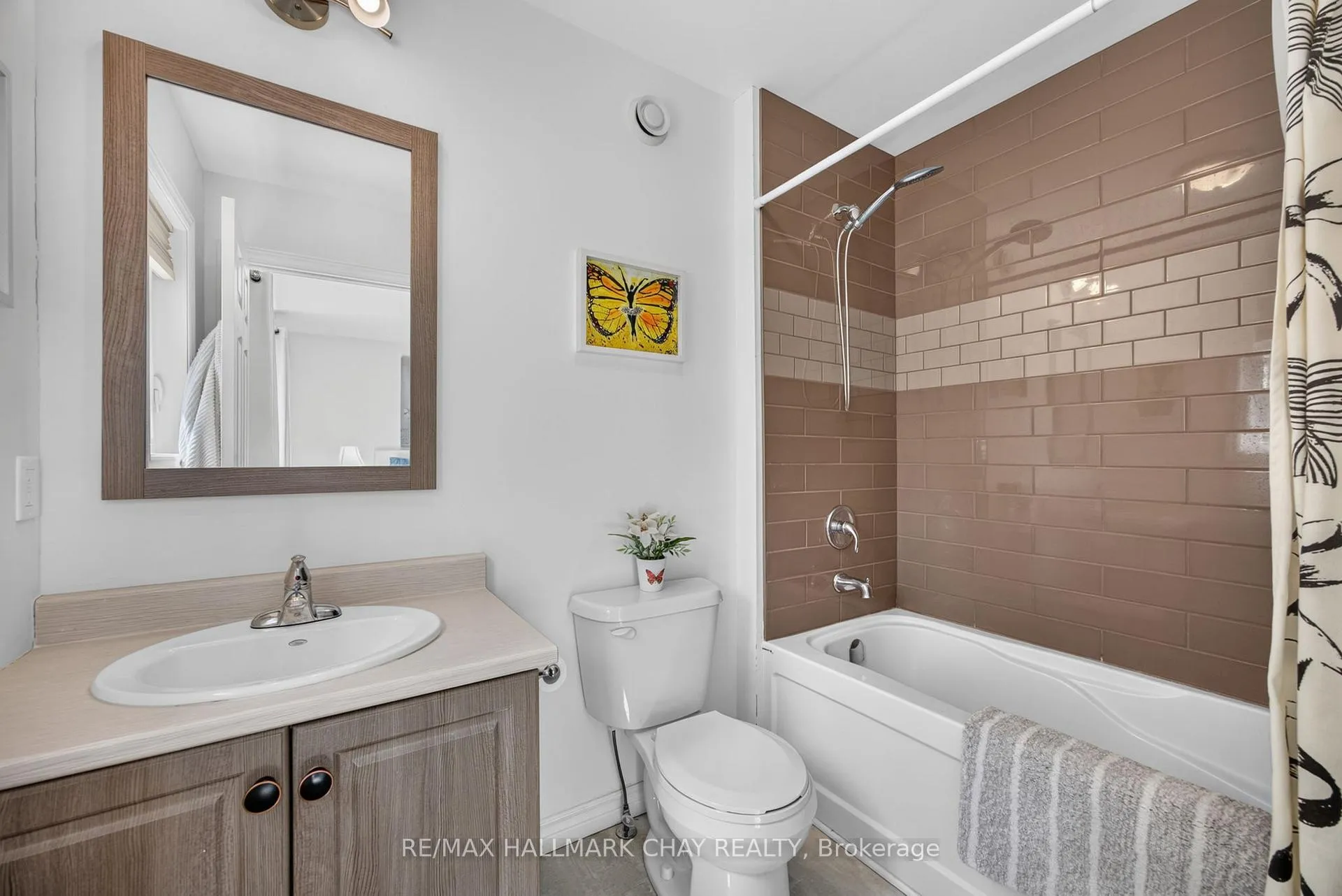 Photo 32 of 1615 Canning Road, Gravenhurst, Morrison — HOMEH