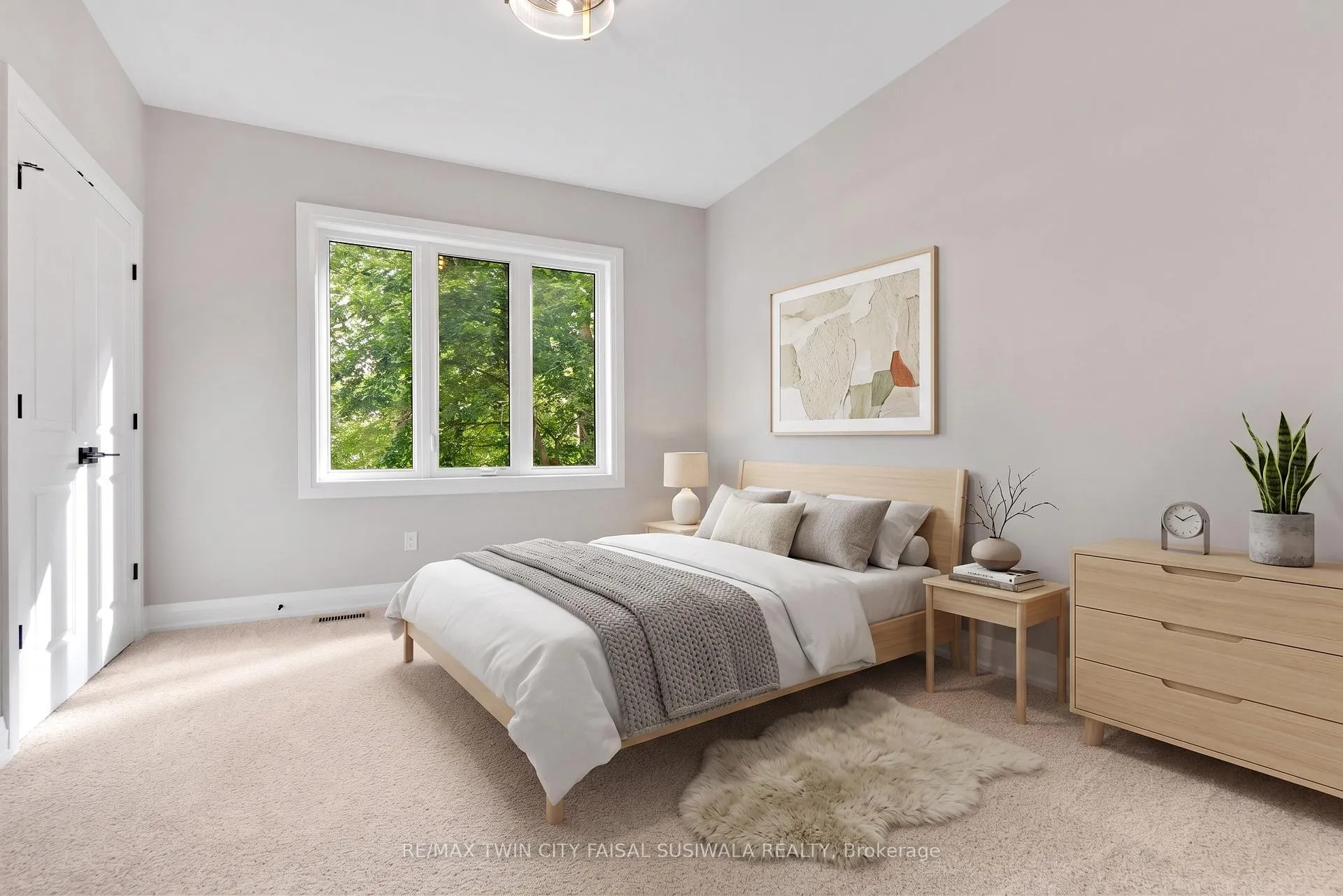 Photo 16 of 1188 Queenston Road, Cambridge, Preston South — HOMEH