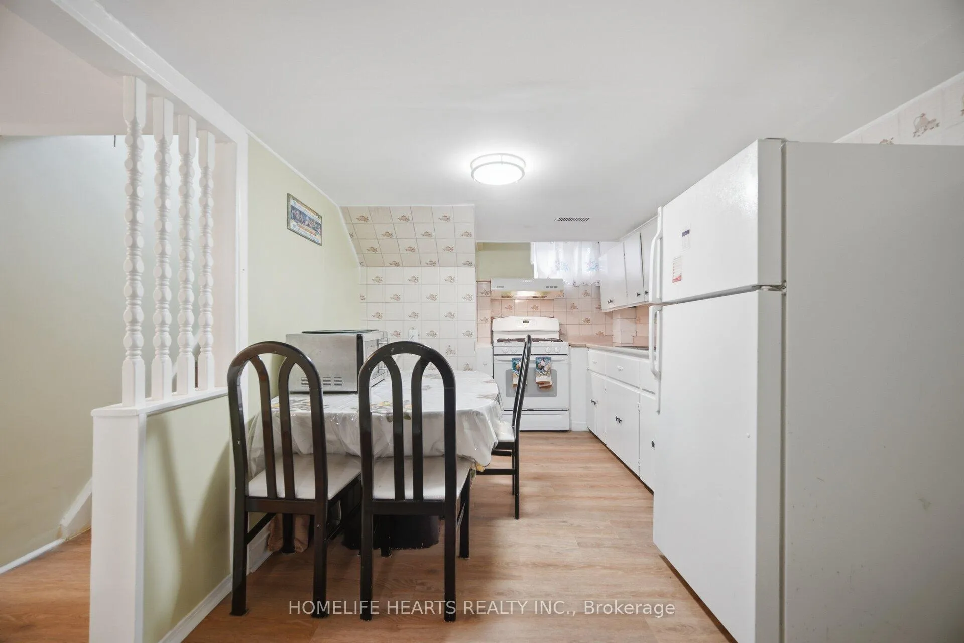 Photo 24 of 32 Jansusie Road, Etobicoke, West Humber-Clairville — HOMEH
