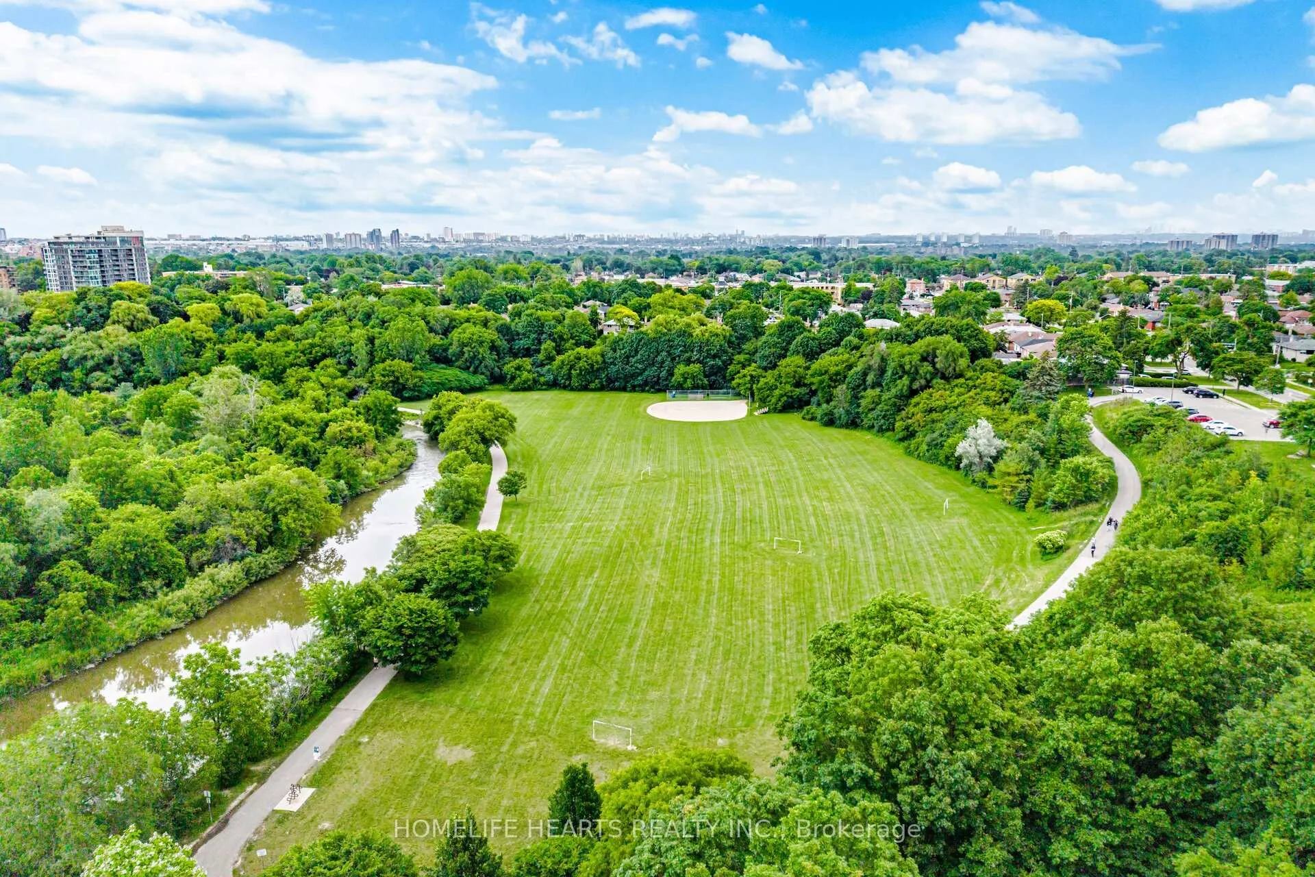 Photo 30 of 32 Jansusie Road, Etobicoke, West Humber-Clairville — HOMEH