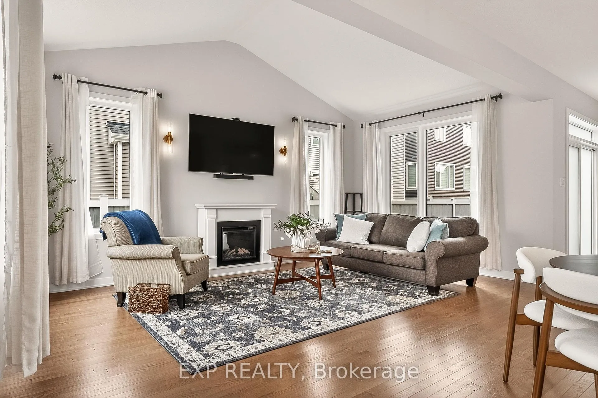 Photo 9 of 909 Lesage Way, Ottawa, Chapel Hill South - Orleans Village — HOMEH