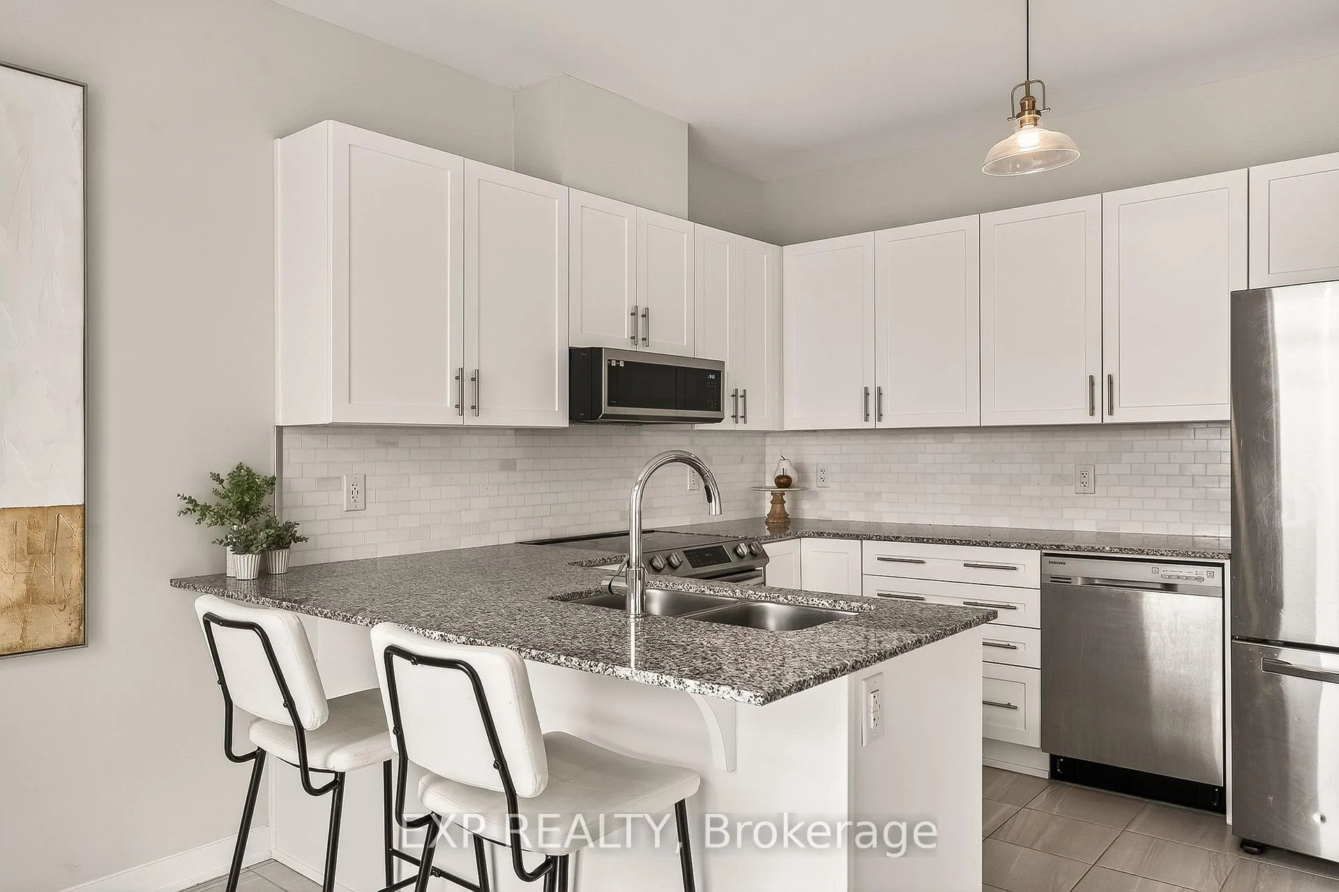 Photo 16 of 909 Lesage Way, Ottawa, Chapel Hill South - Orleans Village — HOMEH