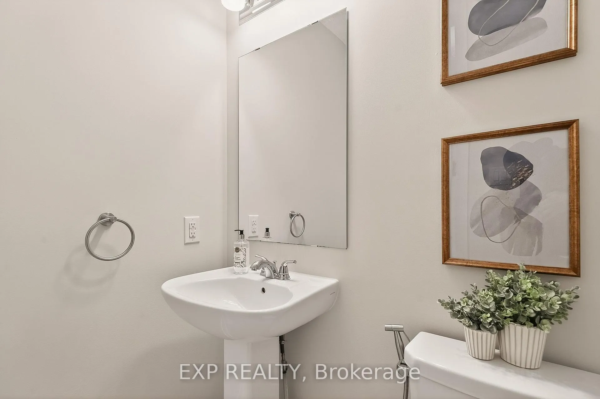 Photo 19 of 909 Lesage Way, Ottawa, Chapel Hill South - Orleans Village — HOMEH