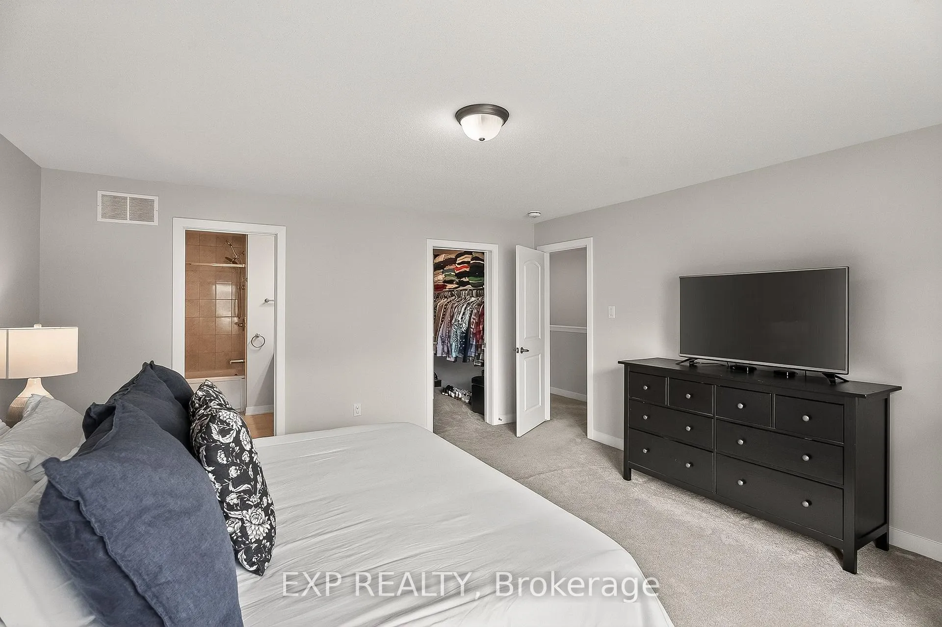 Photo 23 of 909 Lesage Way, Ottawa, Chapel Hill South - Orleans Village — HOMEH