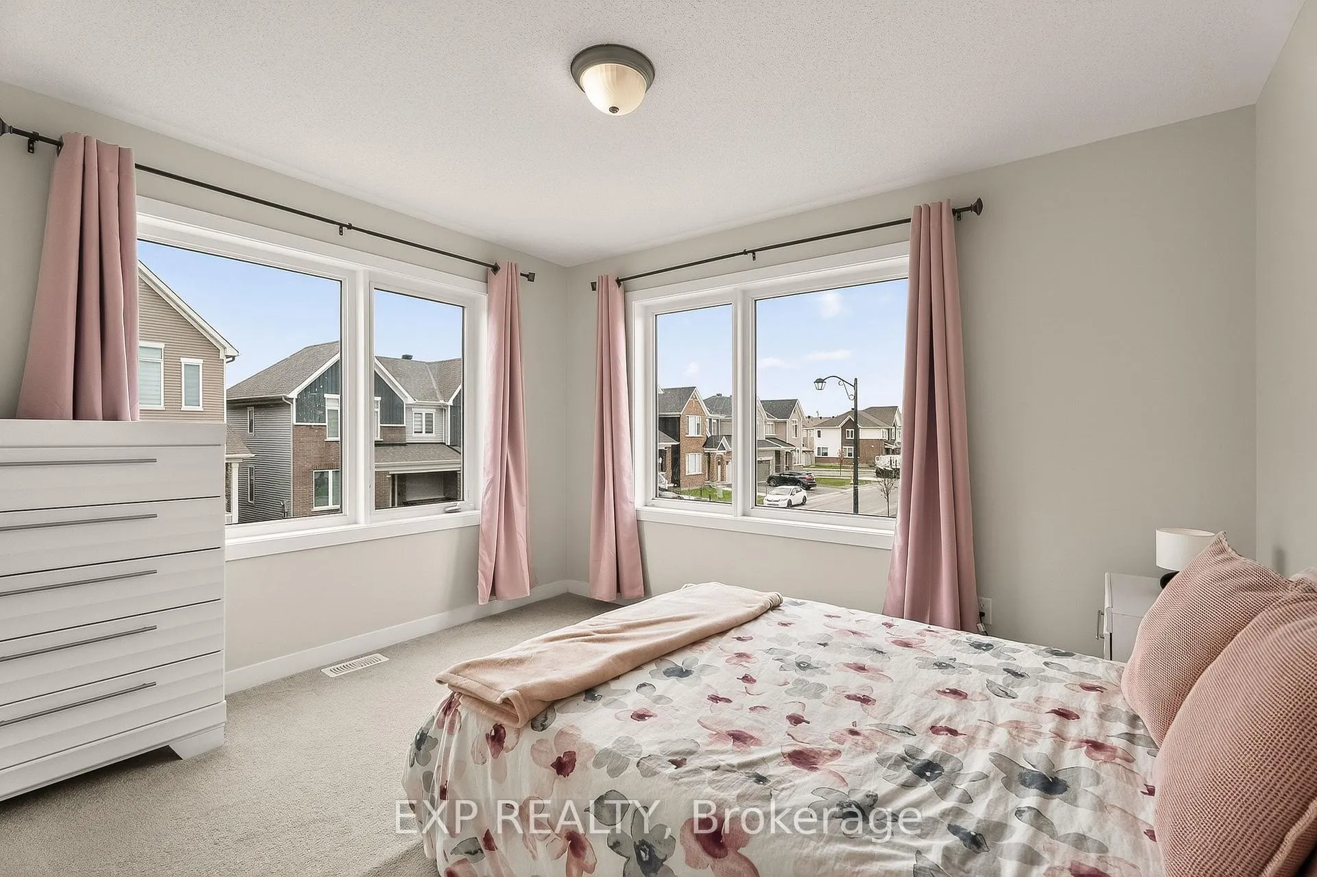 Photo 28 of 909 Lesage Way, Ottawa, Chapel Hill South - Orleans Village — HOMEH