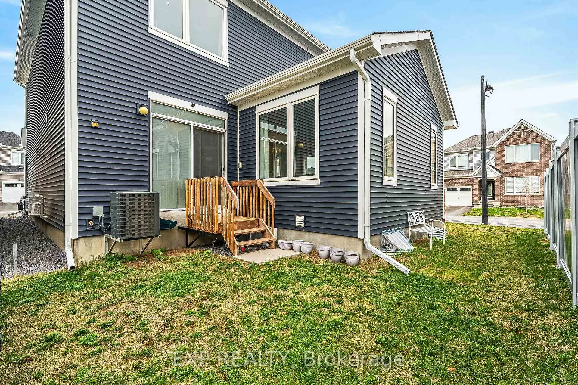 Photo 37 of 909 Lesage Way, Ottawa, Chapel Hill South - Orleans Village — HOMEH