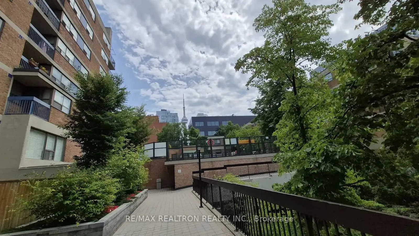Photo 31 of Unit 919, 89 McCaul Street, Toronto, Kensington-Chinatown — HOMEH