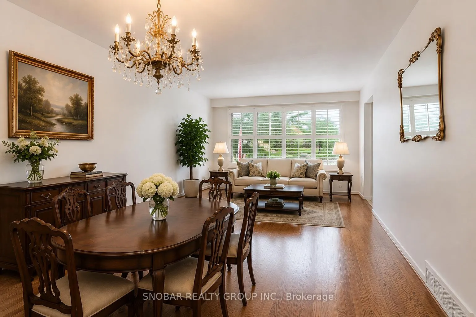 Photo 3 of 10 Bemberg Court, Etobicoke, Elms-Old Rexdale — HOMEH