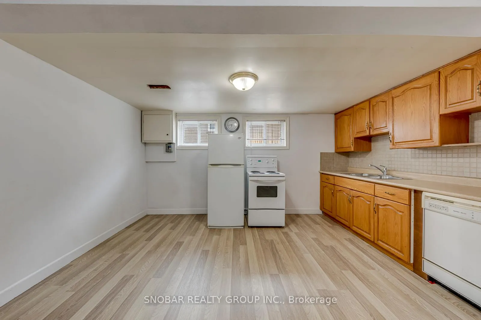 Photo 27 of 10 Bemberg Court, Etobicoke, Elms-Old Rexdale — HOMEH