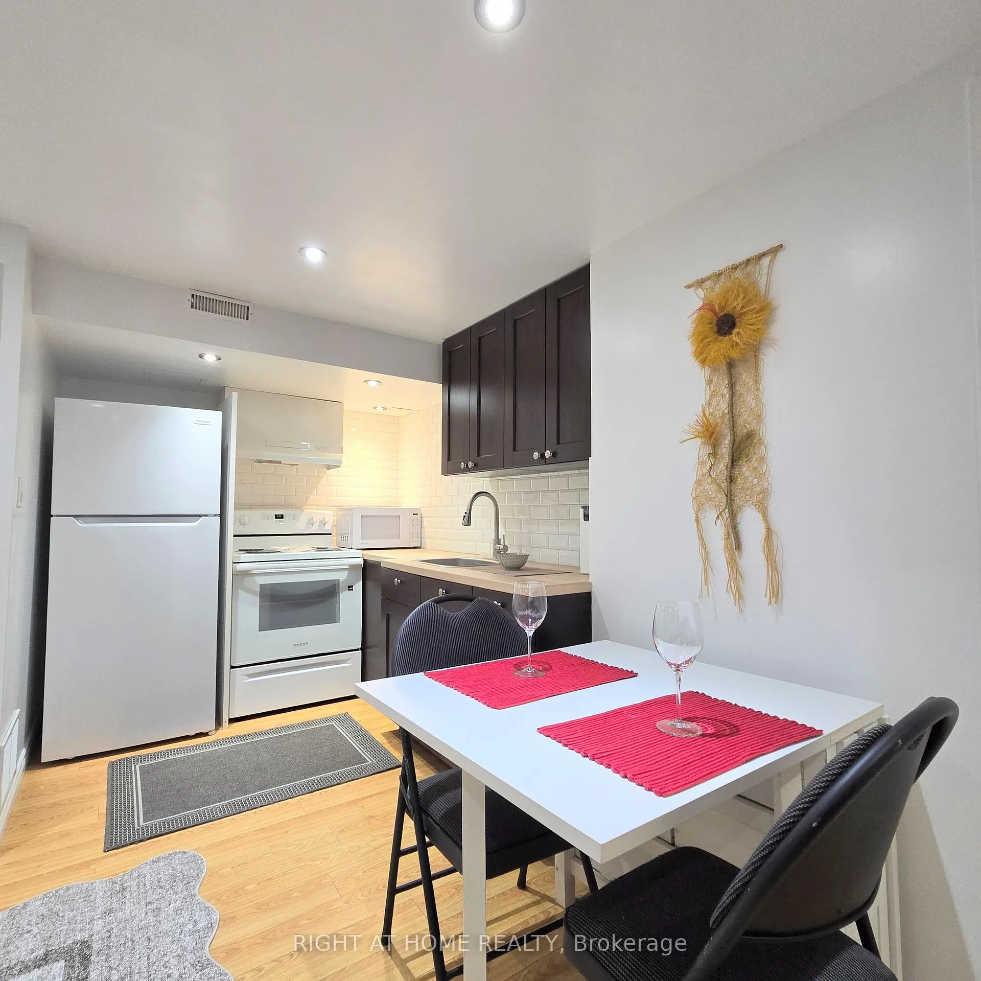 Photo 9 of Unit Lower, 47 Mare Crescent, Etobicoke, West Humber-Clairville — HOMEH