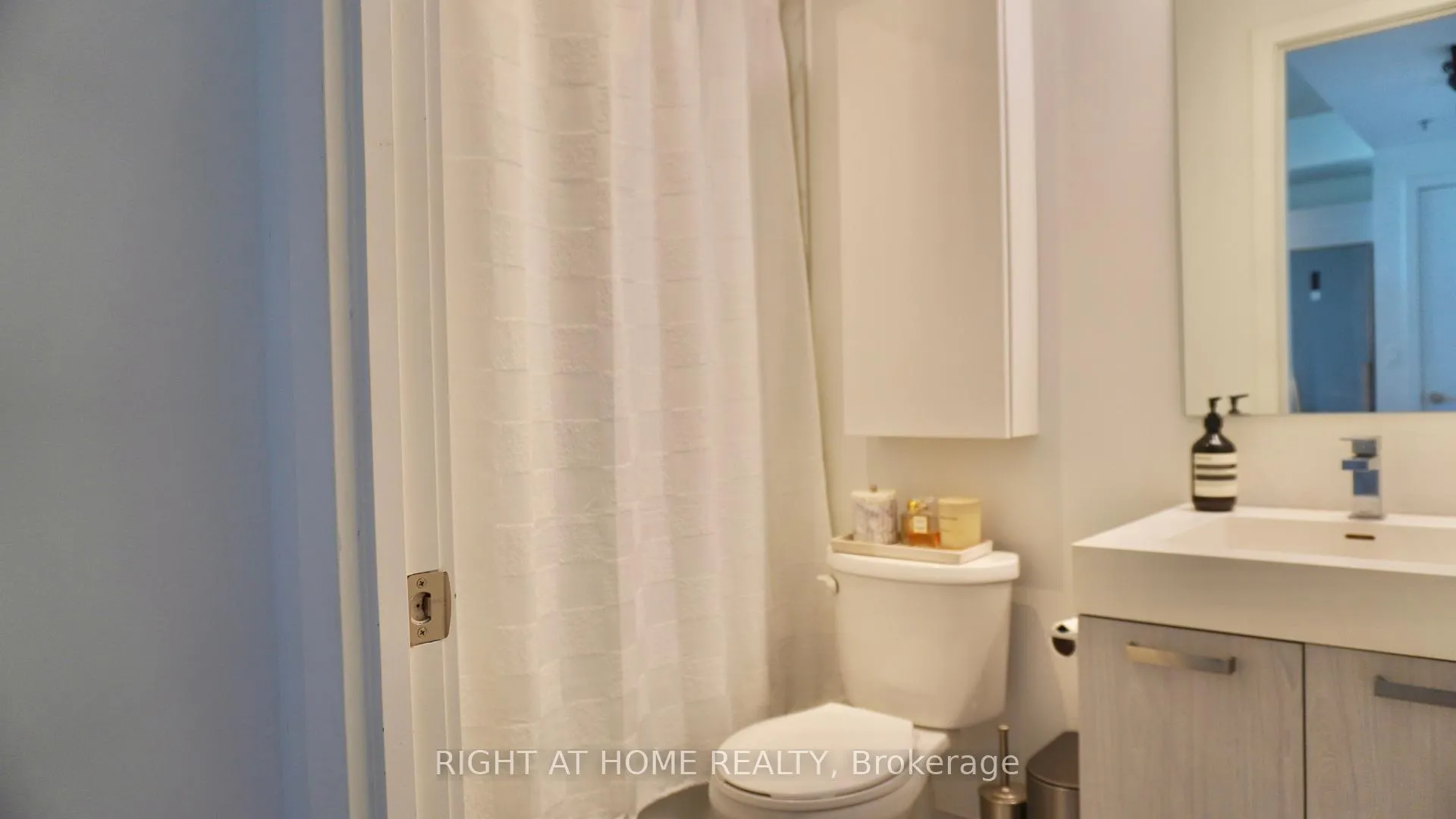 Photo 12 of Unit 1804, 203 Catherine Street, Ottawa, Ottawa Centre — HOMEH