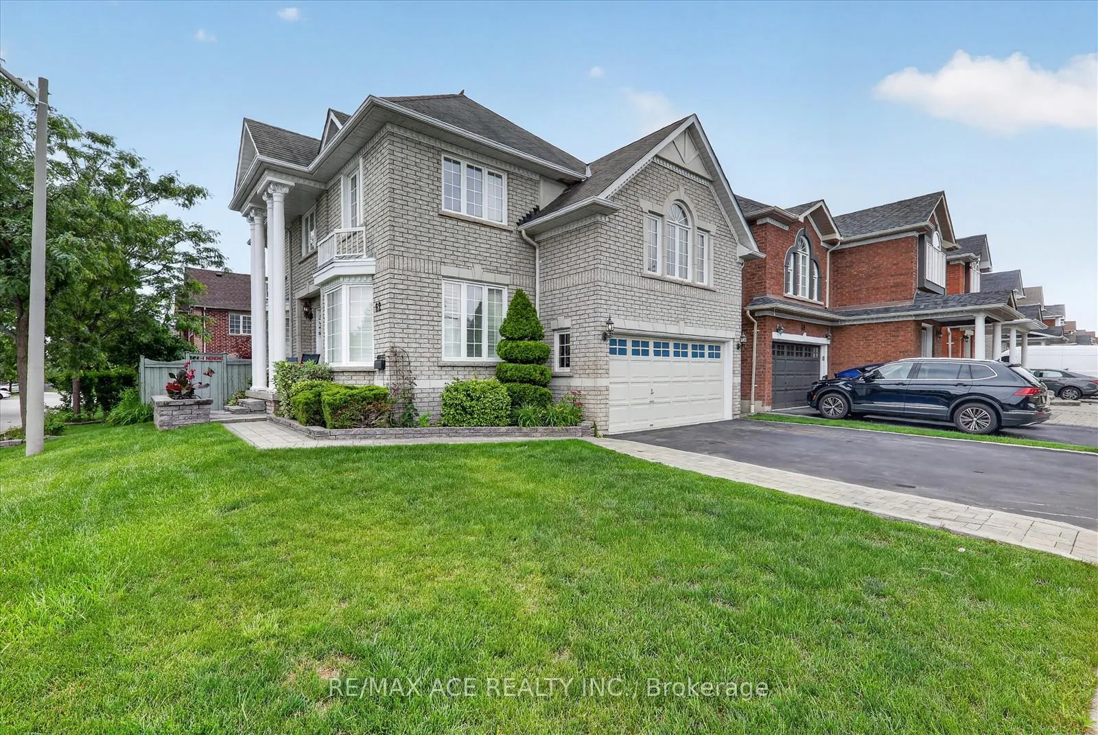 Photo 4 of 62 Dent Street, Ajax, Northwest Ajax — HOMEH