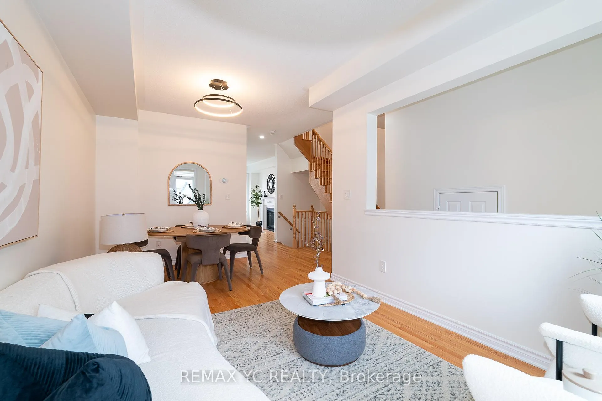 Photo 4 of 58 Sandwell Street, Vaughan, Vellore Village — HOMEH