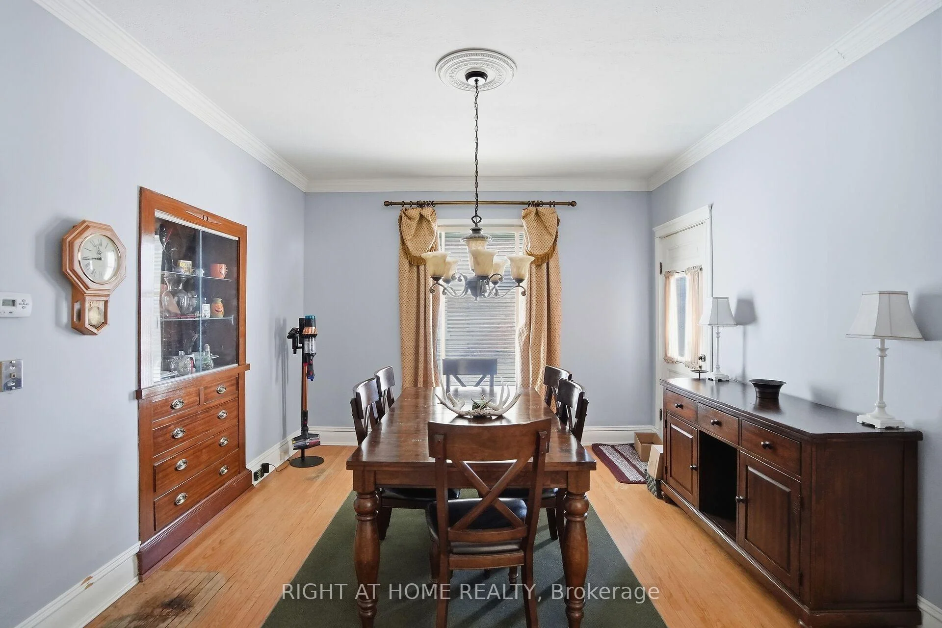 Photo 10 of 57 Rosebery Place, St. Thomas — HOMEH
