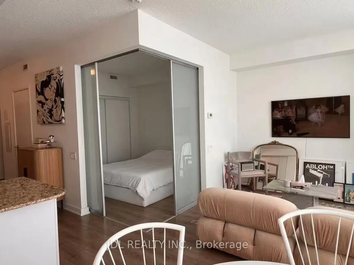 Photo 9 of Unit 615, 775 King Street W, Toronto, Niagara — HOMEH