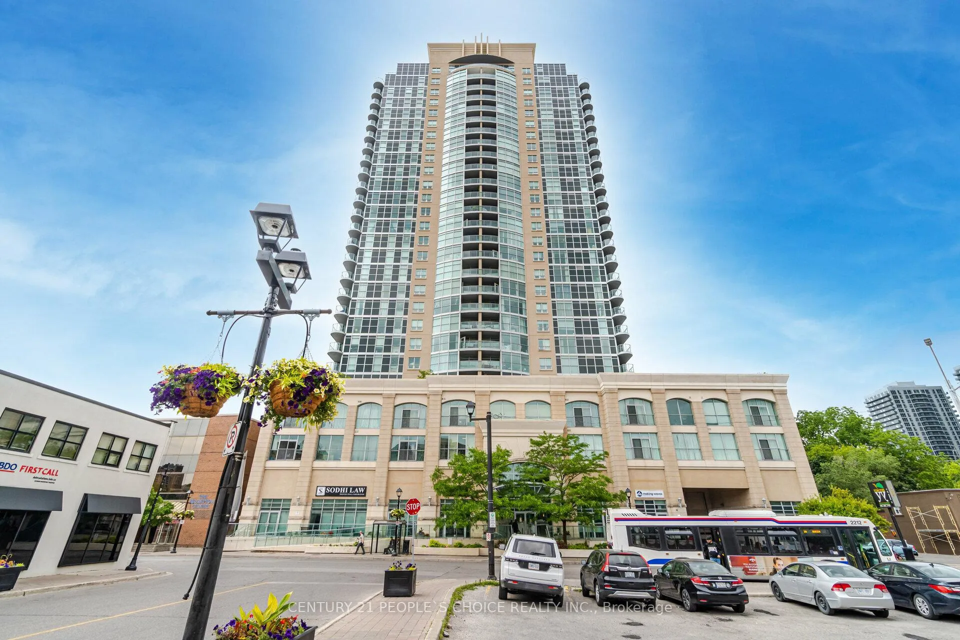 Front of Unit 2602, 9 George Street N