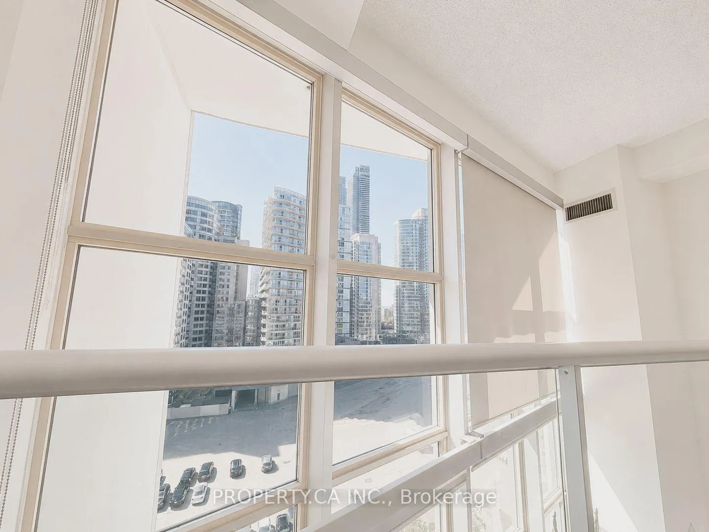 Photo 18 of Unit 923, 36 Blue Jays Way, Toronto, Waterfront Communities — HOMEH