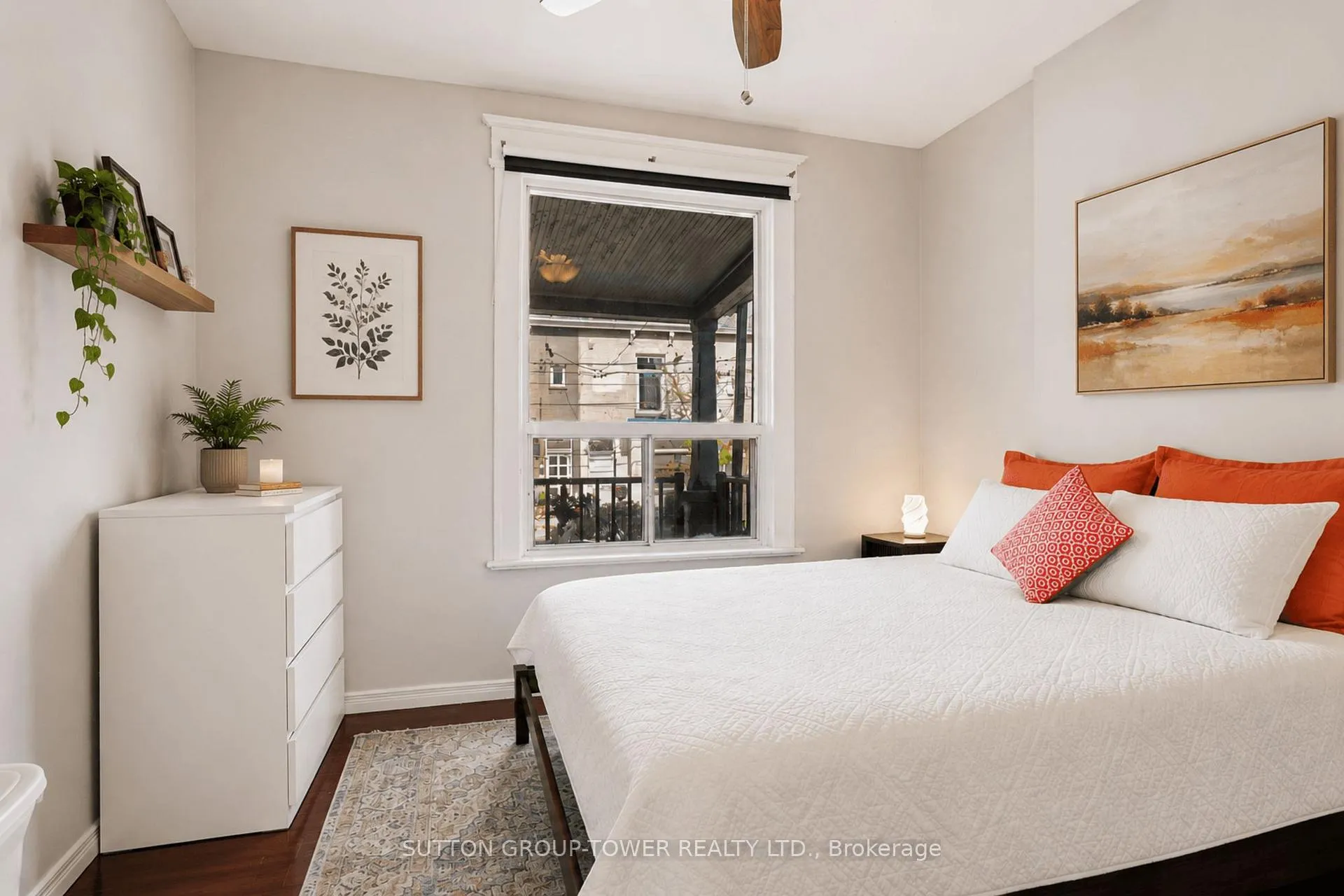Photo 13 of 560 Indian Grove, Toronto, Junction Area — HOMEH